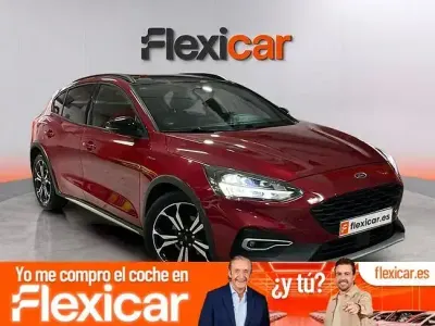 Usado Ford Focus Active X 125 CV (91 kW) 2022 Rojo Berlina
