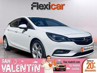 Usado Opel Astra Dynamic 125 CV (91 kW) 2018 Blanco Berlina