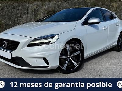 Usado Volvo V40 R-Design Momentum 152 CV (111 kW) 2019 Blanco Berlina