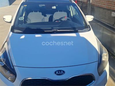 Usado Kia Carens 136 CV (100 kW) 2013 Blanco Monovolumen