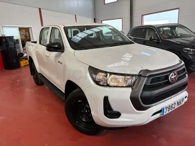 Nuevo Toyota HiLux 150 CV (110 kW) 2026 Blanco Pickup/Camioneta