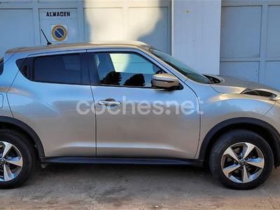 Usado Nissan Juke N-Connecta 112 CV (82 kW) 2018 Gris / plata SUV