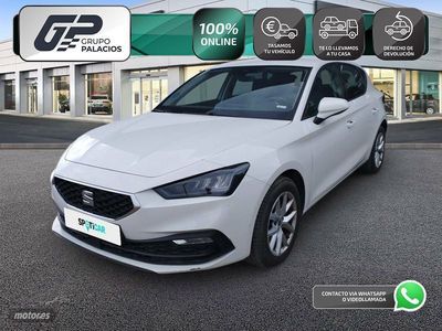 Usado Seat Leon Style 110 CV (80 kW) 2021 Blanco Berlina