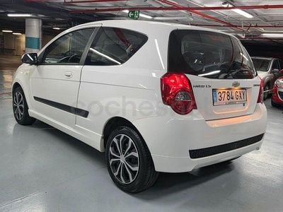 Usado Chevrolet Aveo LS 84 CV (61 kW) 2010 Blanco Berlina