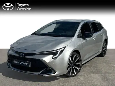 Usado Toyota Corolla Edition 140 CV (102 kW) 2025 Gris / plata Familiar