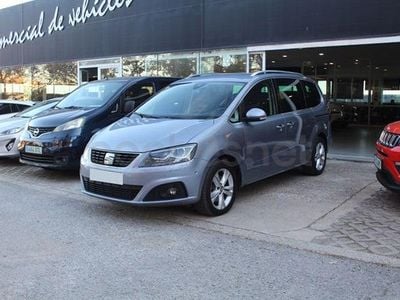 Usado Seat Alhambra 150 CV (110 kW) 2022 Gris / plata Monovolumen