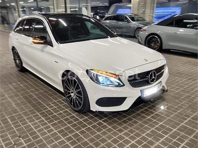 Blanco Usado 2016 Mercedes C450 AMG AMG Familiar | 30.990 €