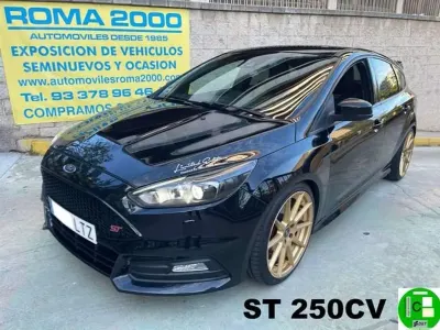 Usado Ford Focus ST 250 CV (183 kW) 2016 Negro Berlina