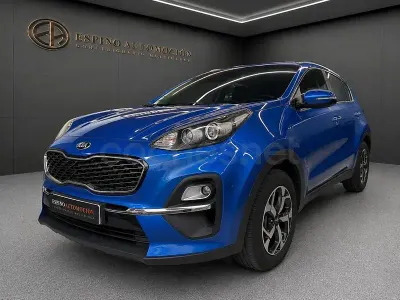 Usado Kia Sportage Plus 136 CV (100 kW) 2021 Azul SUV