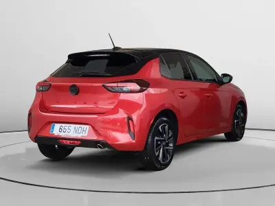 Usado Opel Corsa 101 CV (74 kW) 2025 Rojo Berlina