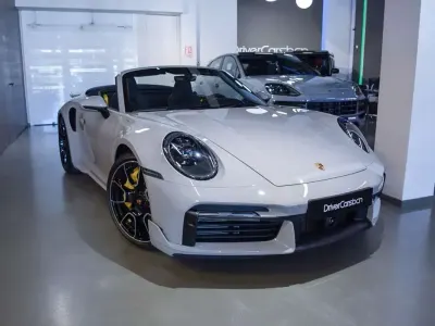 Usado Porsche 992 650 CV (478 kW) 2024 Gris Descapotable
