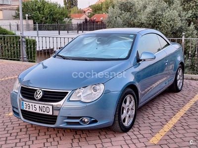 Usado VW Eos 150 CV (110 kW) 2008 Azul Descapotable