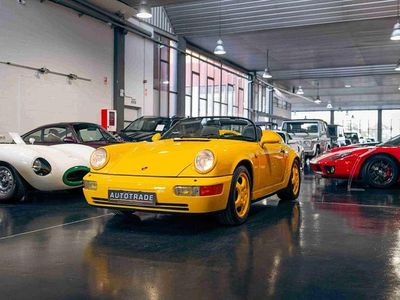 Amarillo Usado 1996 Porsche 911 Carrera Cabriolet Descapotable | 215.000 €