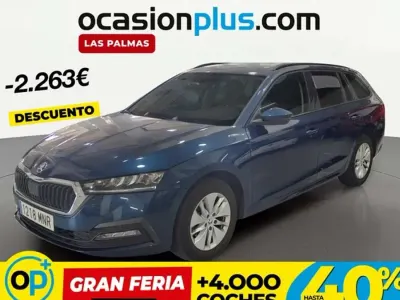 Usado Skoda Octavia Ambition 116 CV (85 kW) 2024 Azul Familiar