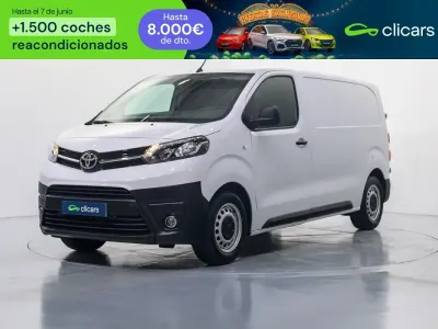 Usado Toyota Proace Business Edition 100 CV (73 kW) 2023 Blanco Monovolumen