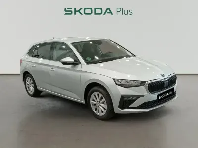 Usado Skoda 110 R Selection 150 HP (110 kW) 2025 Cinzento Sedan