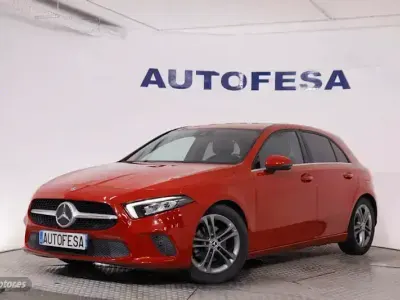 Usado Mercedes 180 109 CV (80 kW) 2019 Rojo Berlina