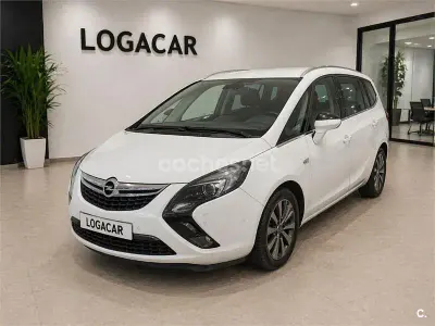 Usado Opel Zafira Tourer Excellence 136 CV (100 kW) 2014 Negro Monovolumen
