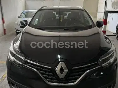 Usado Renault Kadjar Zen 110 CV (80 kW) 2016 Negro SUV