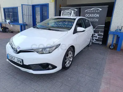 Begagnad Toyota Auris