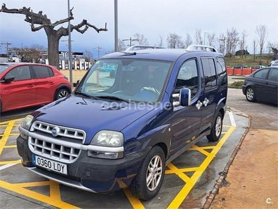Usado Fiat Doblò Dynamic 95 CV (69 kW) 2010 Azul Monovolumen