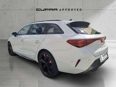Usado Cupra Leon 150 CV (110 kW) 2025 Blanco Familiar