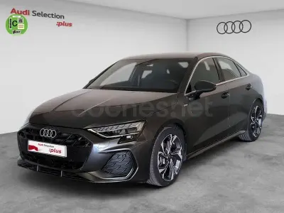 Usado Audi A3 S-Line 150 CV (110 kW) 2025 Gris / plata Berlina