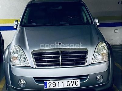 Usado Ssangyong (KGM) Rexton II Limited 186 CV (136 kW) 2010 Gris / plata SUV