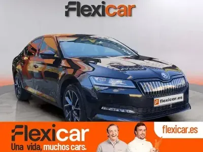 Usado Skoda Superb SportLine 218 CV (160 kW) 2023 Negro