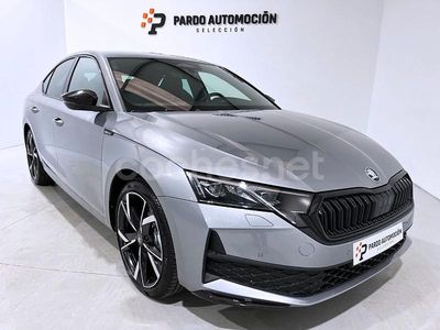 Nuevo Skoda Octavia SportLine 150 CV (110 kW) 2025 Gris / plata Berlina