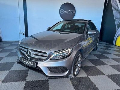 Usado Mercedes C220 AMG line 170 CV (125 kW) 2015 Gris / plata Berlina