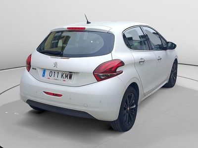 Usado Peugeot 208 Allure 110 CV (80 kW) 2018 Blanco Utilitario