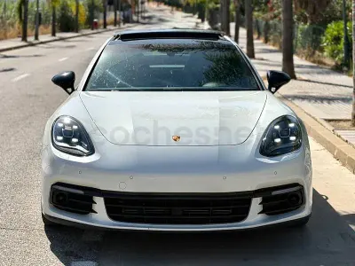 Usado Porsche Panamera 330 CV (242 kW) 2019 Blanco Berlina