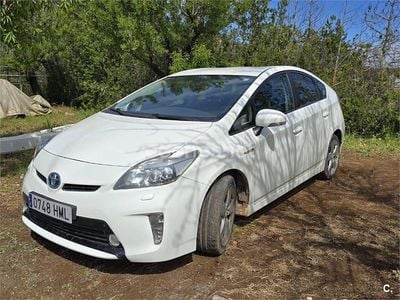 Usado Toyota Prius Executive 136 CV (100 kW) 2012 Blanco Berlina