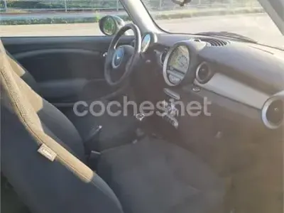 Usado Mini ONE 90 CV (66 kW) 2008 Beige Utilitario