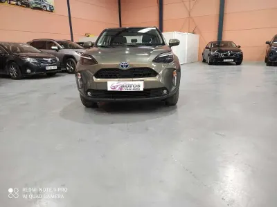 Usado Toyota Yaris Cross Edition 116 CV (85 kW) 2023 Beige SUV