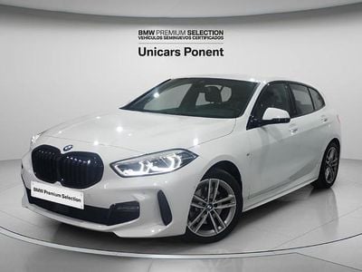 Begagnad BMW 118 Executive 140 HK (102 kW) 2021 Halvkombi