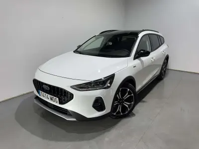 Usado Ford Focus Active 120 CV (88 kW) 2023 Blanco Familiar