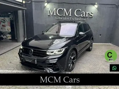 Usado VW Tiguan R 320 CV (235 kW) 2023 Negro SUV