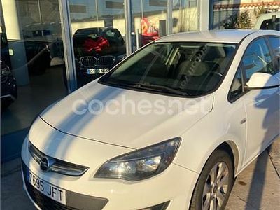Usado Opel Astra Business 110 CV (80 kW) 2015 Blanco Berlina