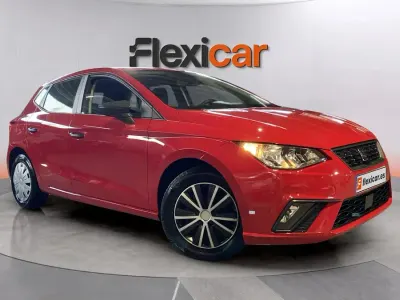 Usado Seat Ibiza Reference 95 CV (69 kW) 2021 Rojo Utilitario