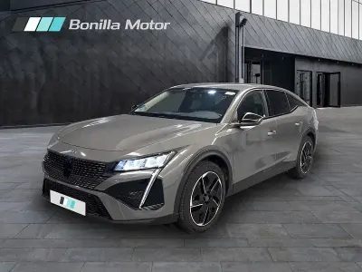 Usado Peugeot 408 Allure 180 CV (132 kW) 2025 Gris / plata SUV