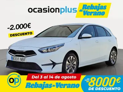 Usado Kia Ceed 100 CV (73 kW) 2025 Blanco Utilitario