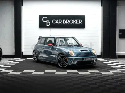 Usado Mini John Cooper Works 218 CV (160 kW) 2006 Gris / plata Utilitario
