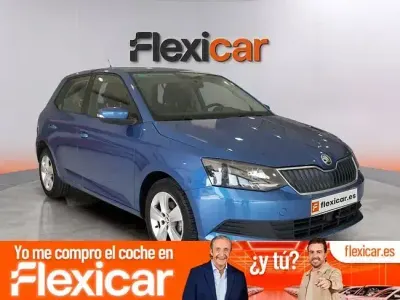 Usado Skoda Fabia Active 75 CV (55 kW) 2018 Azul Berlina