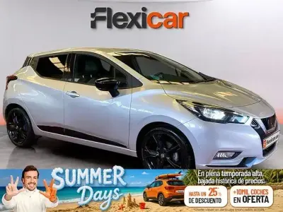 Usado Nissan Micra 92 CV (67 kW) 2022 Gris Utilitario