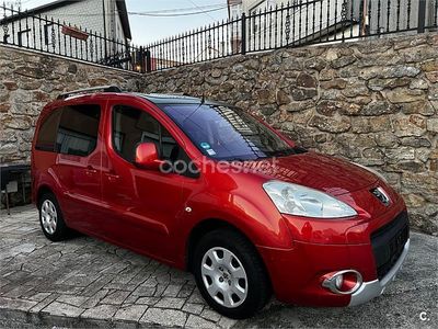 Granate Usado 2009 Peugeot Partner Tepee Outdoor Monovolumen | 7900 € (Caro)