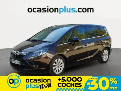 Usado Opel Zafira Excellence 140 HP (102 kW) 2015 Castanho Monovolume