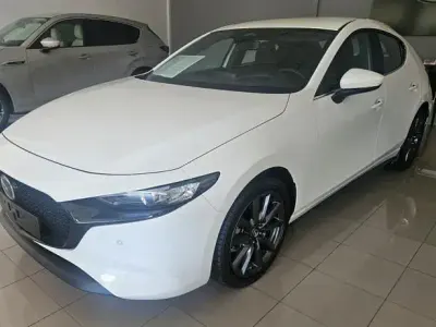 Nuevo Mazda 3 Center-Line 140 CV (102 kW) 2025