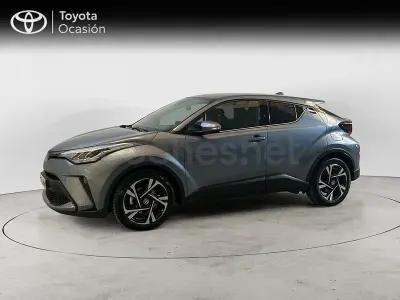 Usado Toyota C-HR Advance 122 CV (89 kW) 2022 Gris / plata SUV